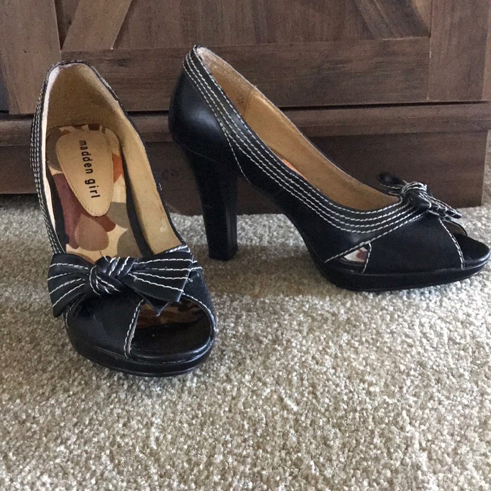 Madden Girl black heels